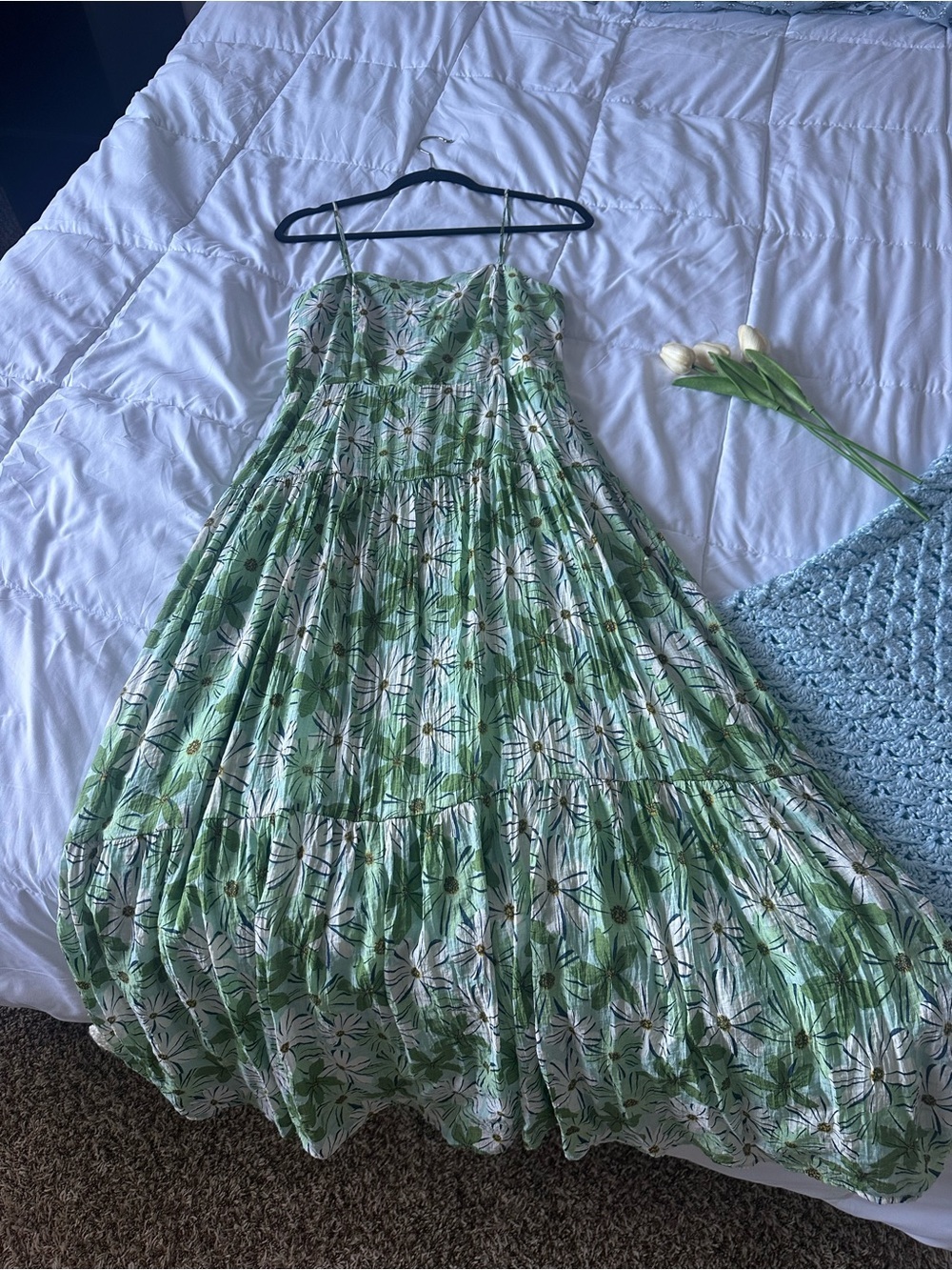 Revolve Margaux Maxi Dress in Green & White Floral, Size Medium - Picture 3 of 7